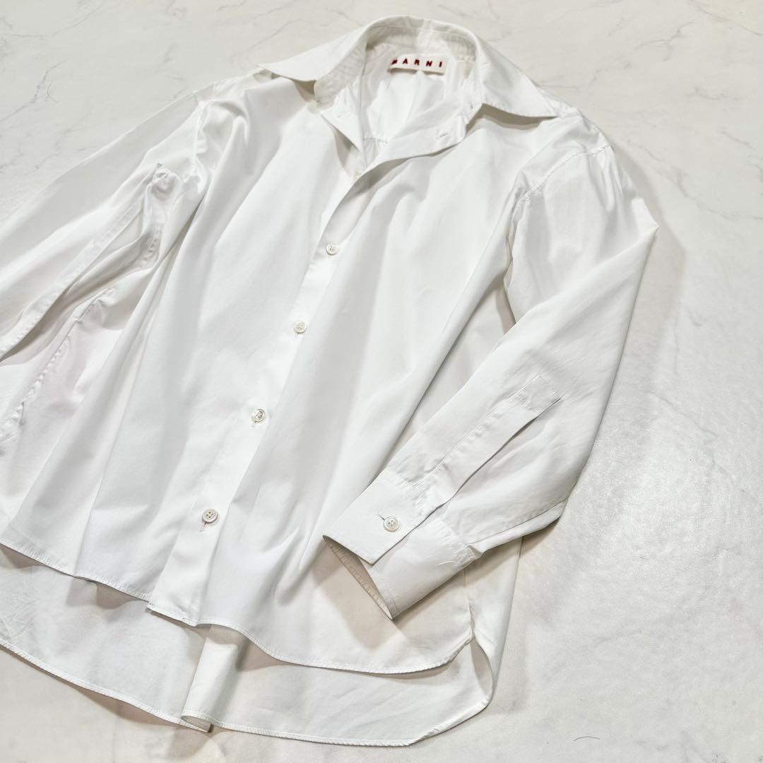 MARNI 2024年製 バックタック ギャザーコットンシャツ 前後ヘム 白38