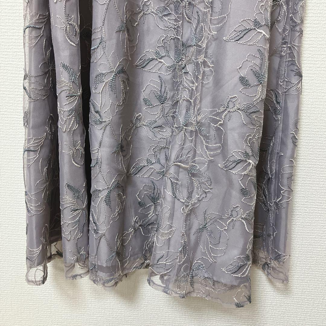 美品　人気　カナ　シャーリングスリーブ総レースフェミニンパーティードレス M