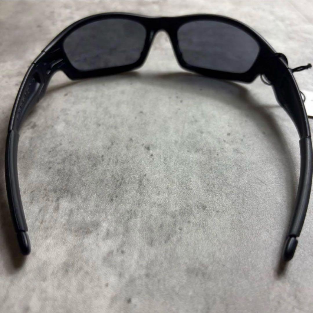 2*歳様 OAKLEY straight jacket