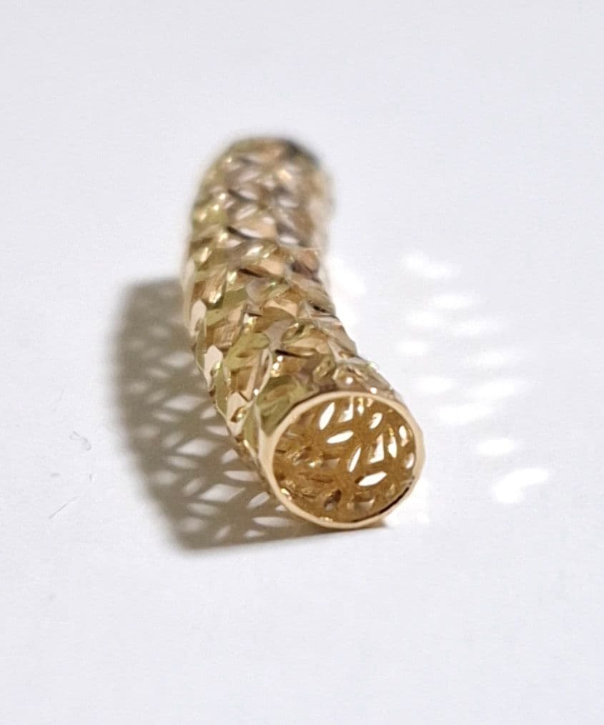 ウノアエレ UNOAERRE ネックレスチャーム 透かしチャーム