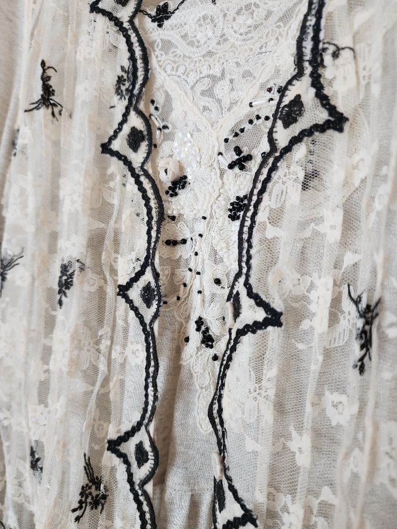 【お値下げ/美品】インポートロッサ 刺繍レースベスト&カットソー