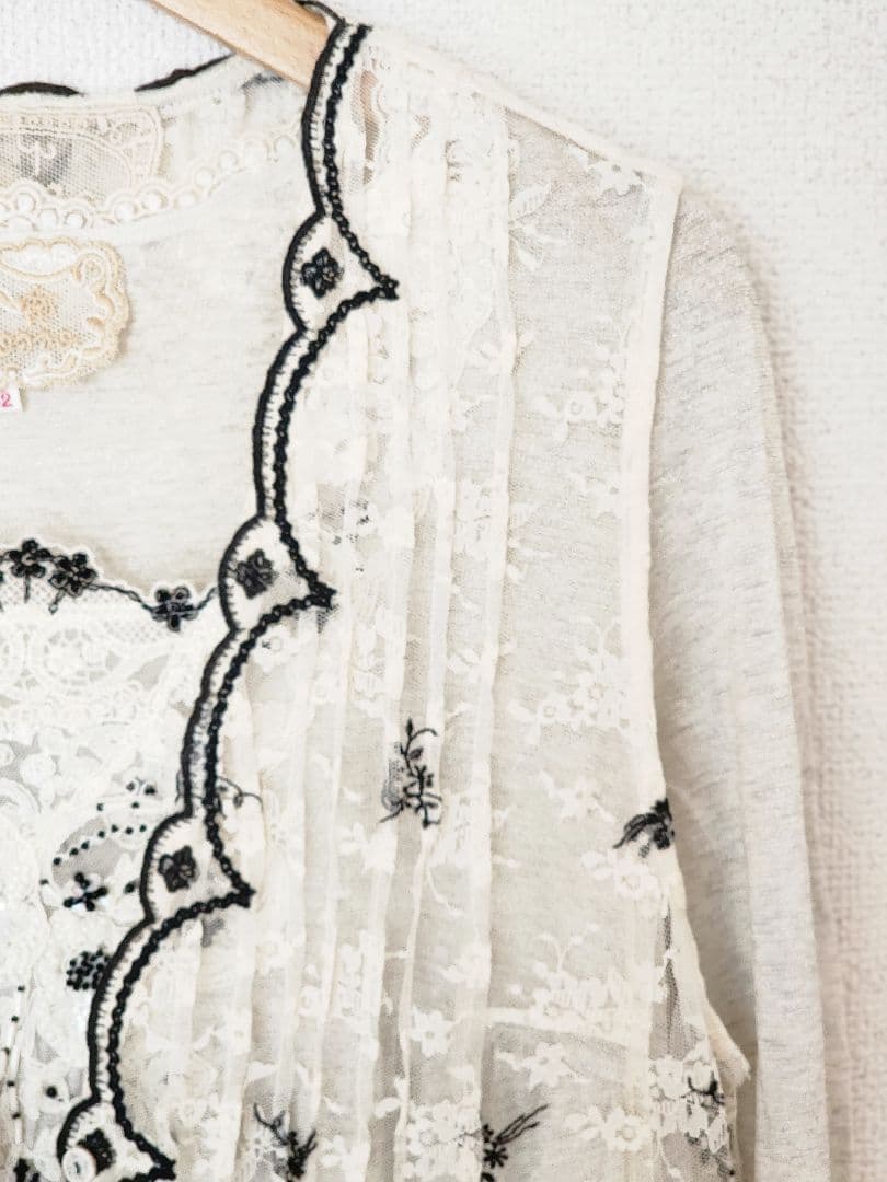 【お値下げ/美品】インポートロッサ 刺繍レースベスト&カットソー