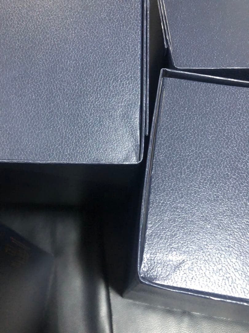 ルイヴィトン　ホリデー限定　バッグ等の箱9箱　大サイズ、中サイズ