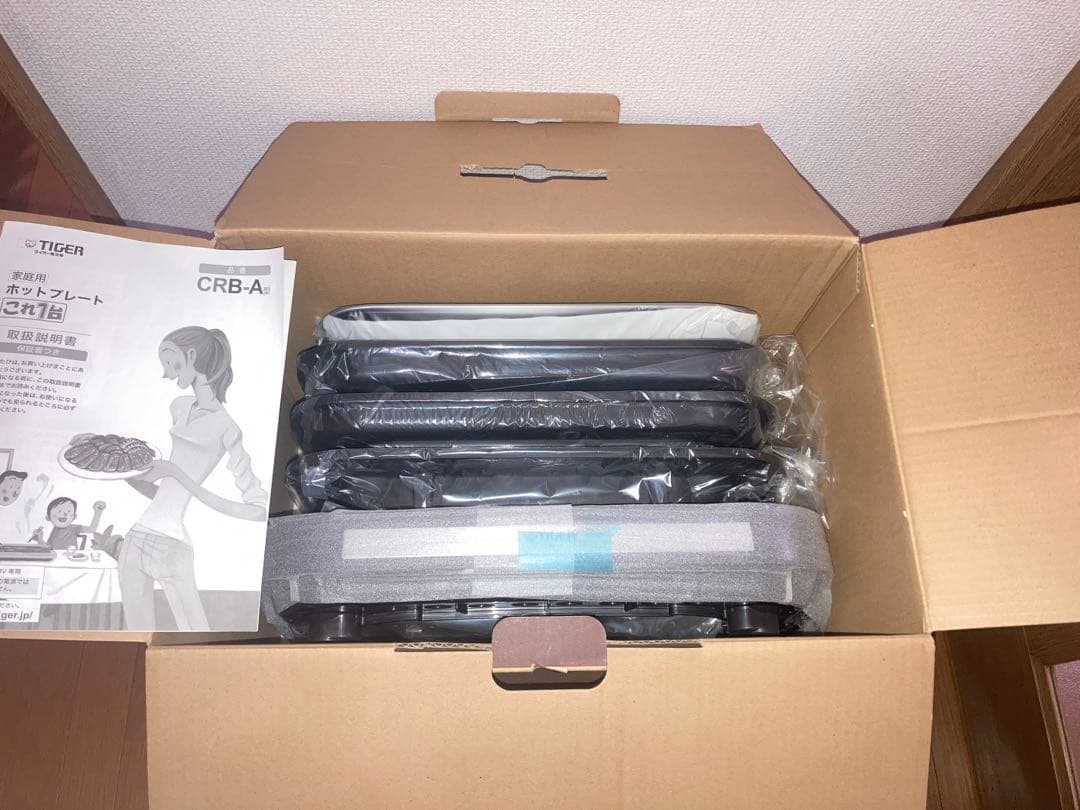 新品　TIGER ホットプレート CRB-A120 たこ焼き機、焼肉鉄板