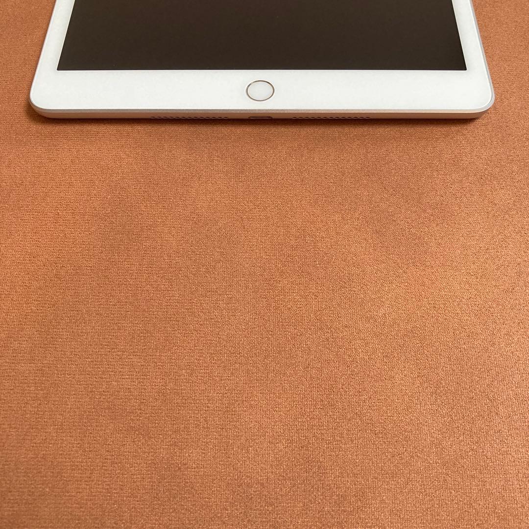 340【早い者勝ち】電池最良好☆iPad7 第7世代 32GB WIFIモデル☆