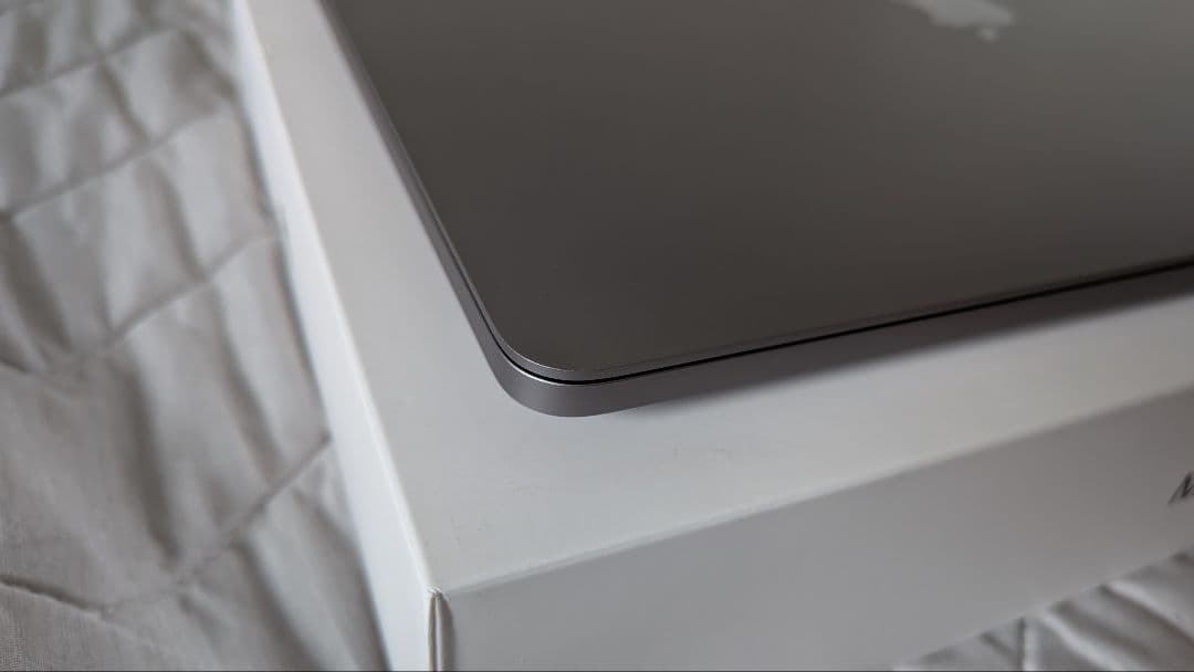 MacBook Pro 13インチ 2020 i7/32GB/2TB