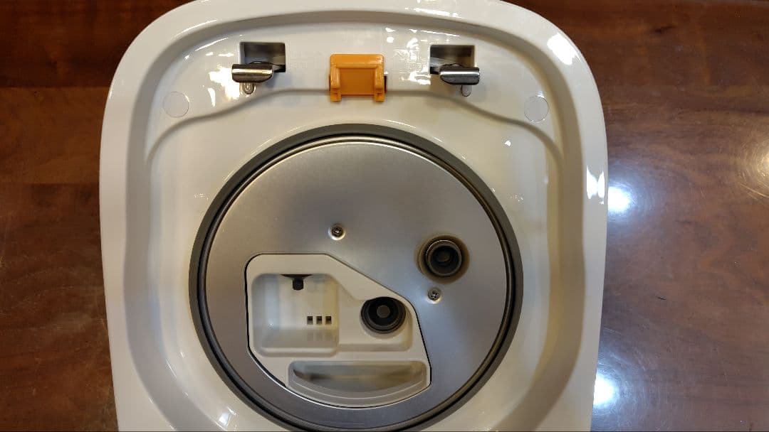 極め炊き（製5.5合） 象印 NW-BA10-WA 圧力IH炊飯 白 25年製