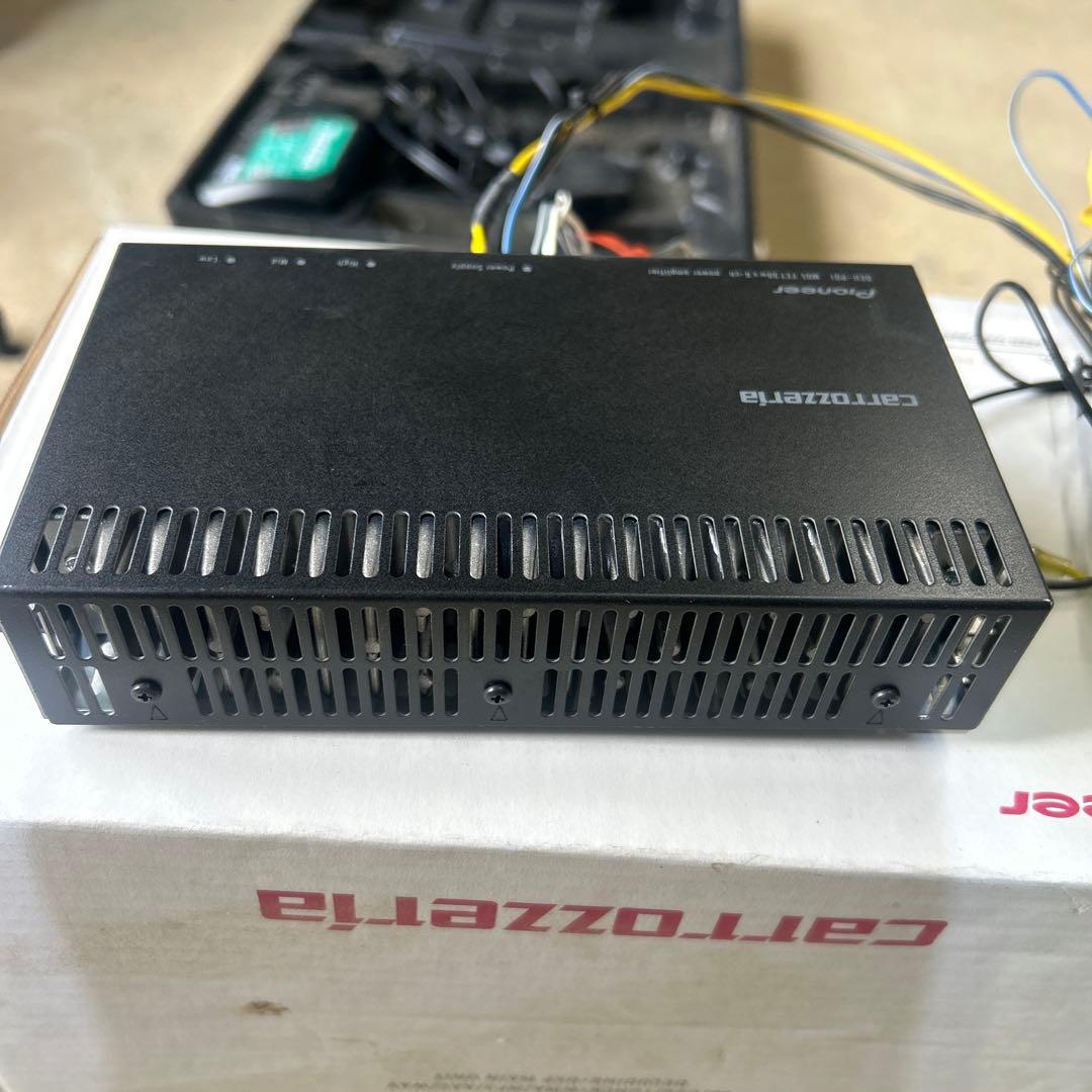 Pioneer DEH-P01 付属パワーアンプ