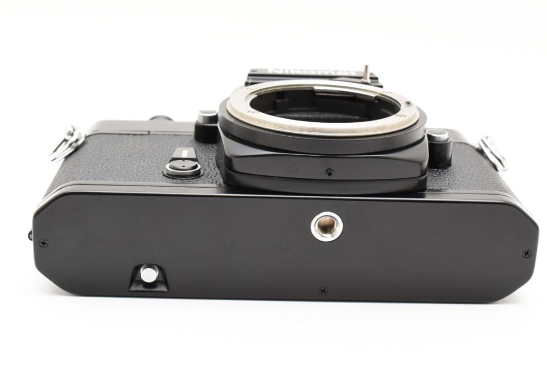 新品級 ニコン ニコマート EL ブラック フィルム　モルト新品交換済 M252