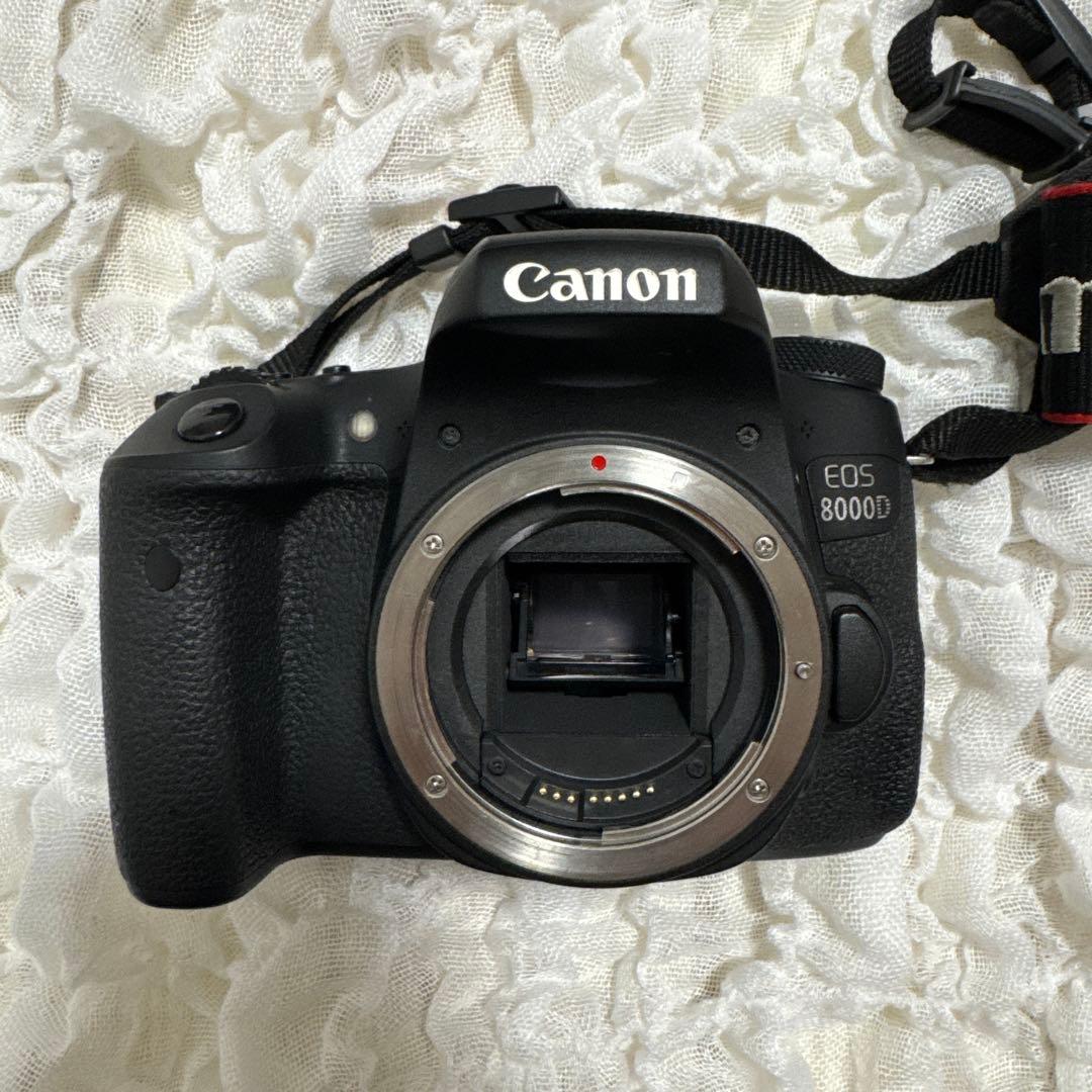 Canon EOS 8000D ダブルズームキット