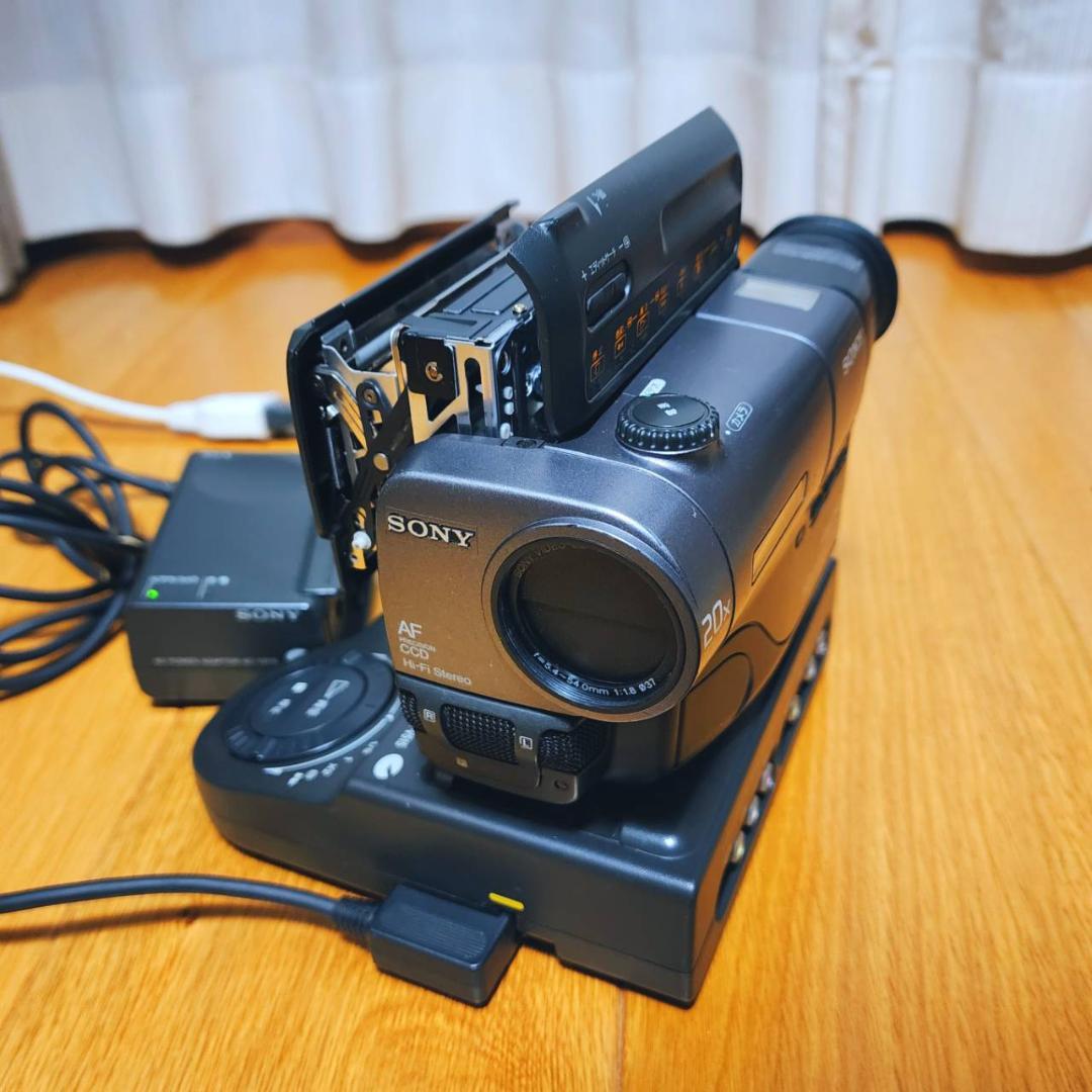 【動作確認済】高画質 SONY Hi8 8ミリ ビデオカメラ クレードルセット