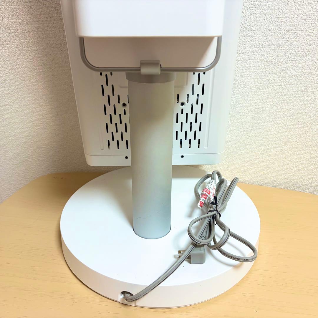 DAIKIN　遠赤外線暖房機　セラムヒート　ERFT11VS-W　2018年製