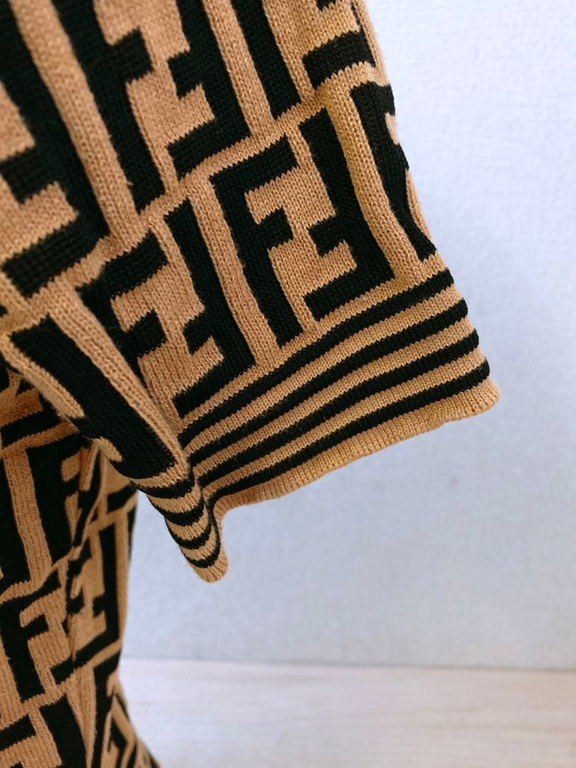 FENDI フェンディ ズッカ柄 ニット 半袖 ポロシャツ レディースITALY
