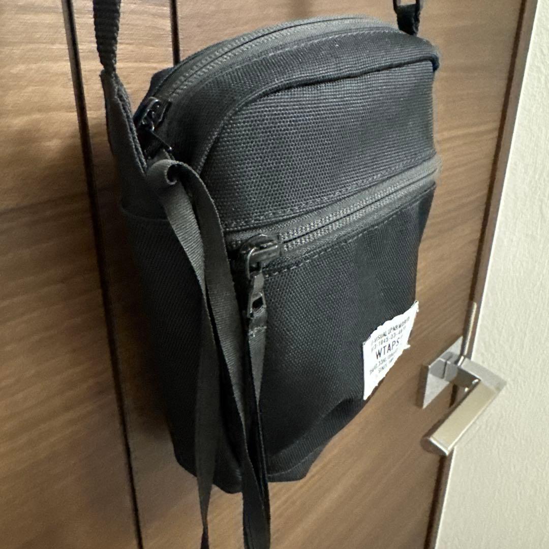 WTAPS ブラック ショルダーバッグ