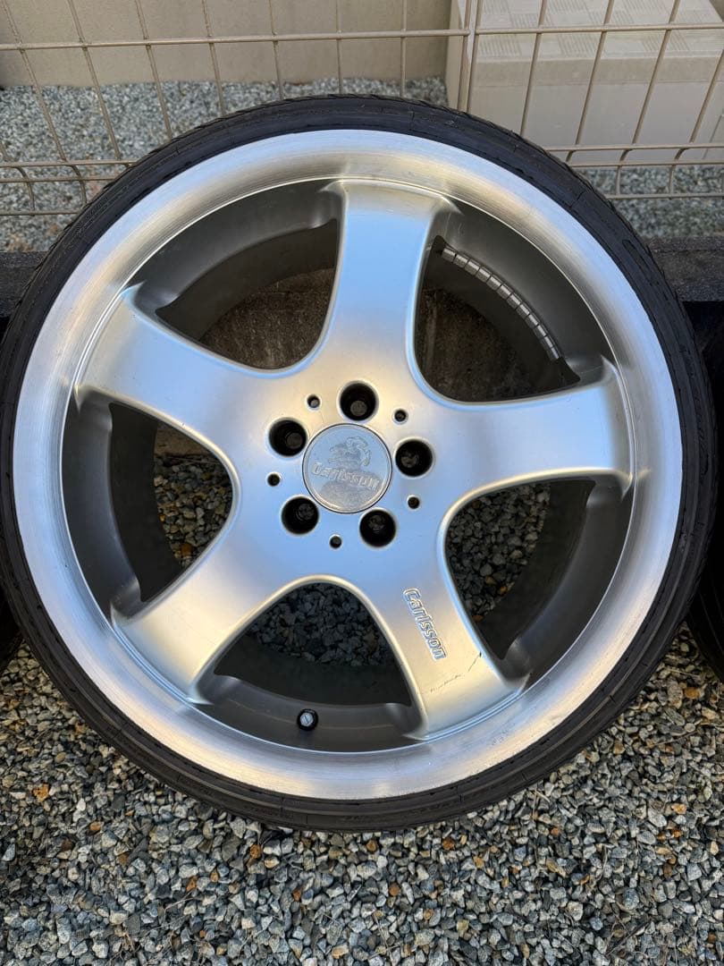 カールソン1/5 19インチ10j4本