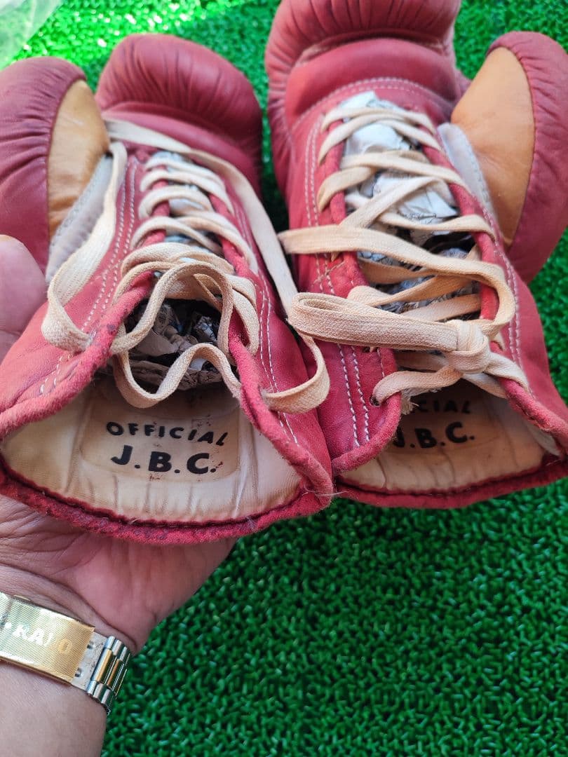 き*屋様 Winning S.S ボクシンググローブ レッド 6オンス、旧デザイ