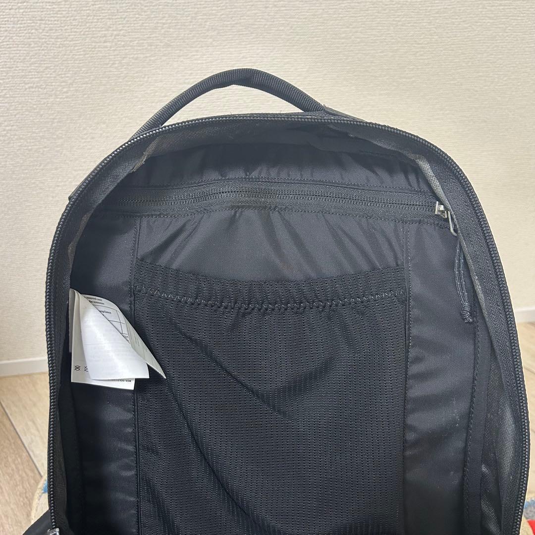 ARC'TERYX ブラック バックパック　アロー22