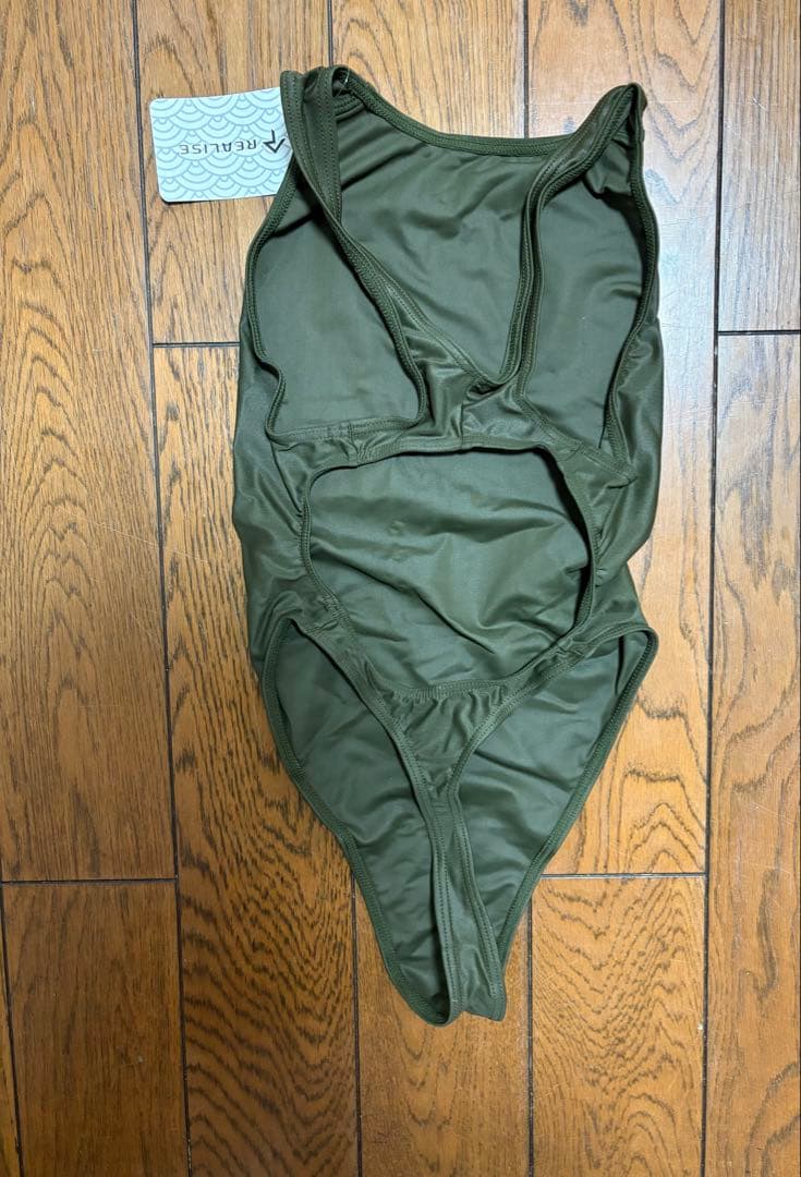 新品　REALISE　リアライズ　競泳水着　Lサイズ　Tバック　オリーブ