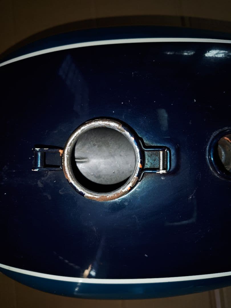 カワサキ　W3　純正ガソリンタンク 青