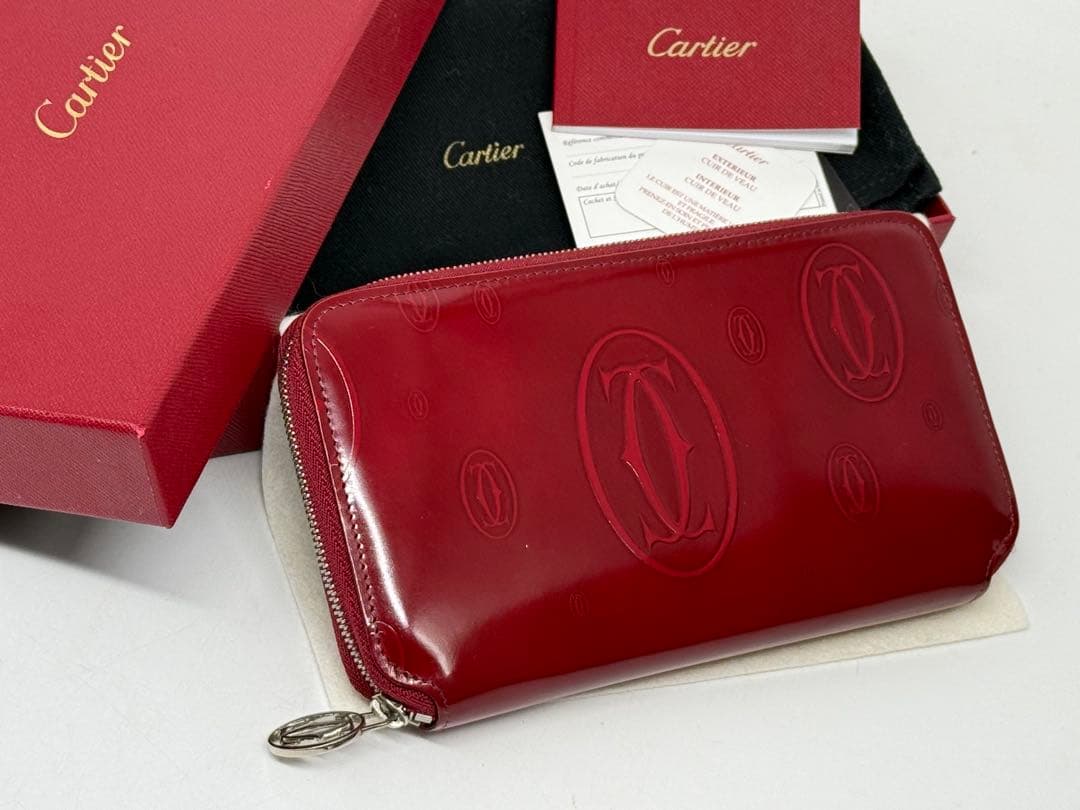 美品！カルティエ　ハッピーバースデー　ラウンドファスナー長財布　ボルドー