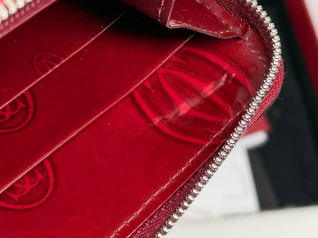 美品！カルティエ　ハッピーバースデー　ラウンドファスナー長財布　ボルドー