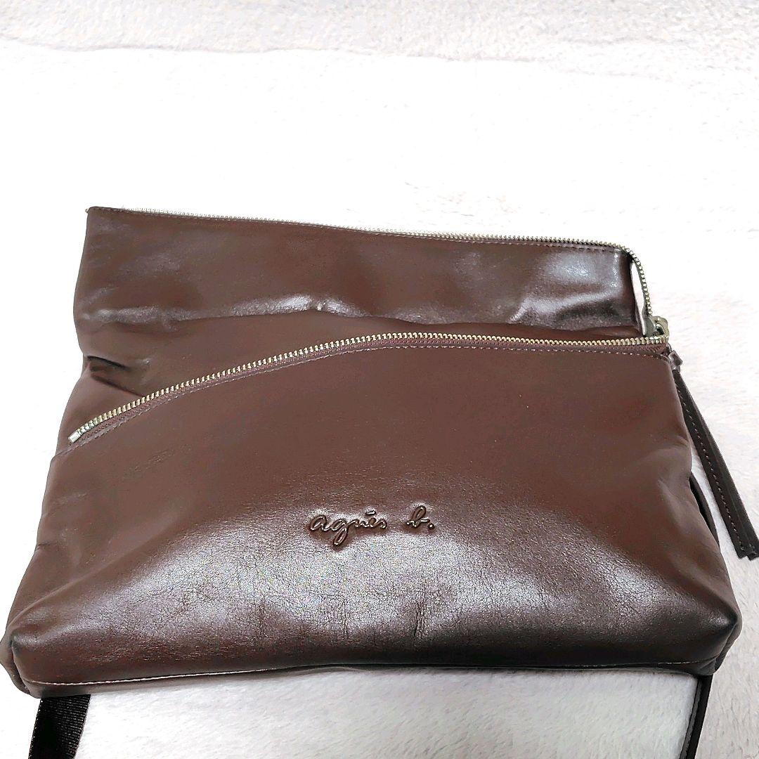 美品✨　アニエスベー　ショルダーバッグ　ブラウン　斜め掛け　ロゴ型押し　ジップ