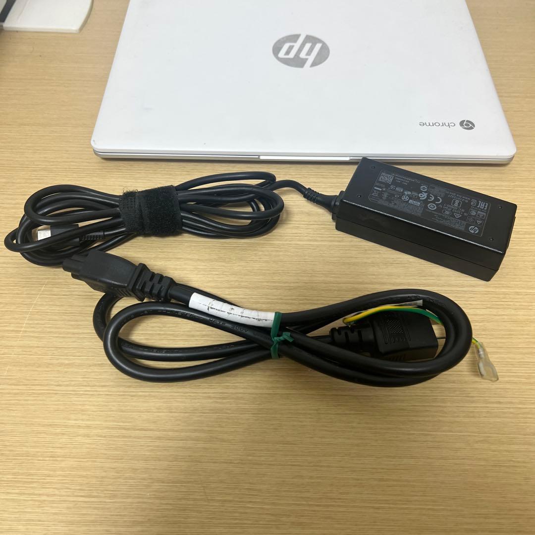 HP Chromebook ×360 12b-caooo2T ホワイト