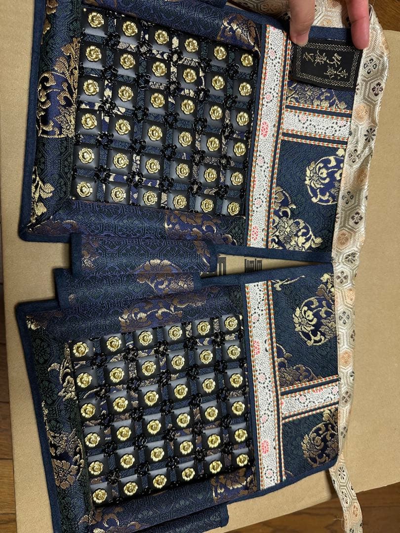 五月人形 豪華な兜と武具付き　子供の日　男の子