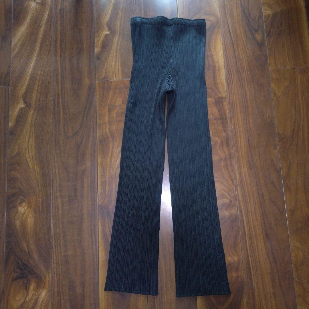 美品☆　プリーツプリーズ　イッセイミヤケ　サイズ1　黒　ブラック　パンツ