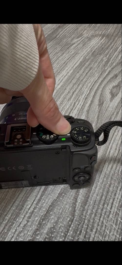 デジタルカメラ CanonEOSM3