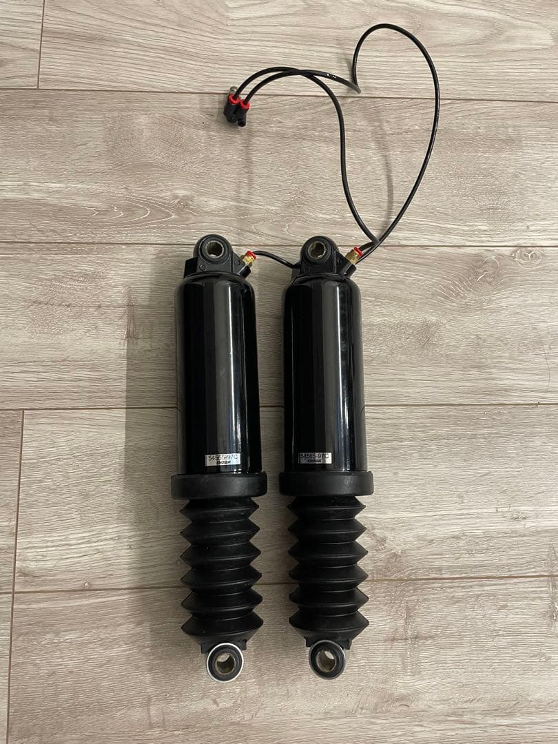 ハーレー　FLHTC 2008年モデル　純正　リヤショック　サスペンション