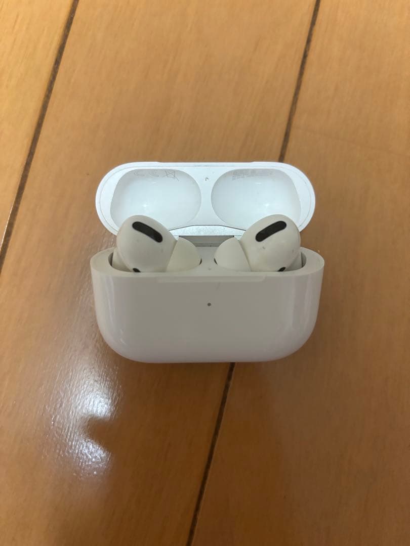 Apple AirPods Pro ワイヤレスイヤホン