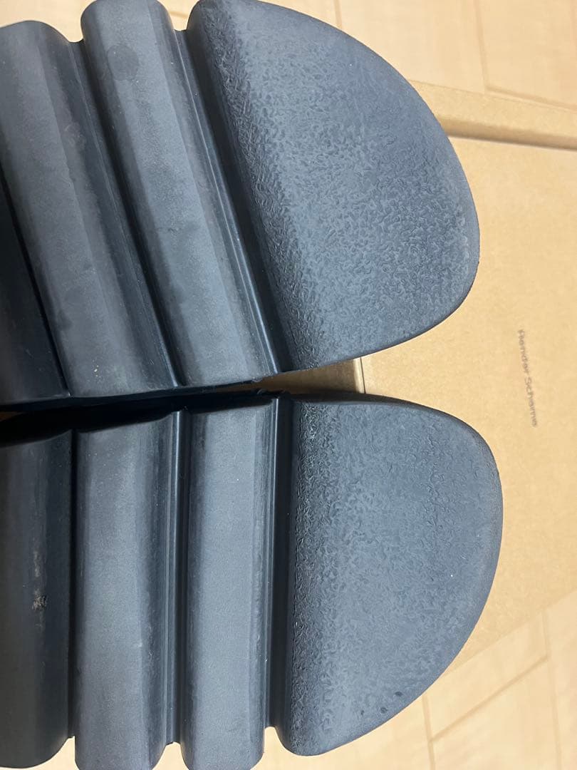 エンダースキーマ　henderscheme caterpilla サイズ4