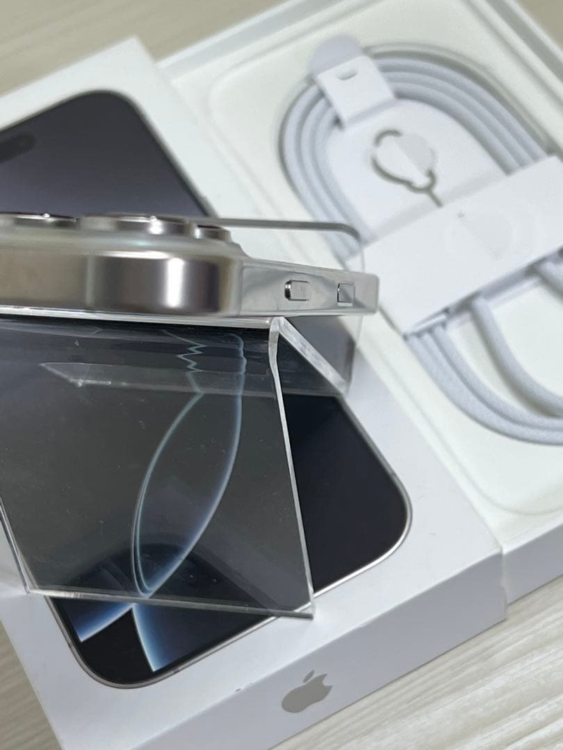 ✨iPhone 16 Pro ❣️ 256GB ナチュラルチタニウム✨96%