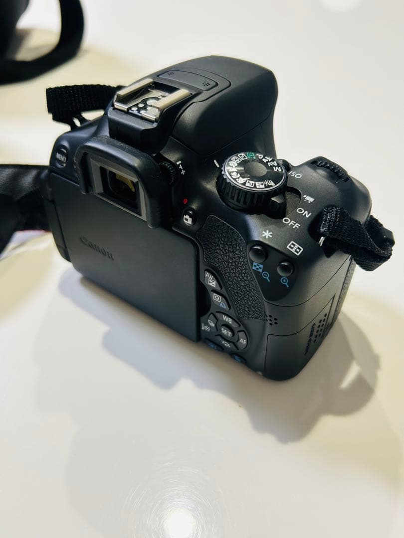 Canon EOS kiss X6i デジタル一眼レフ