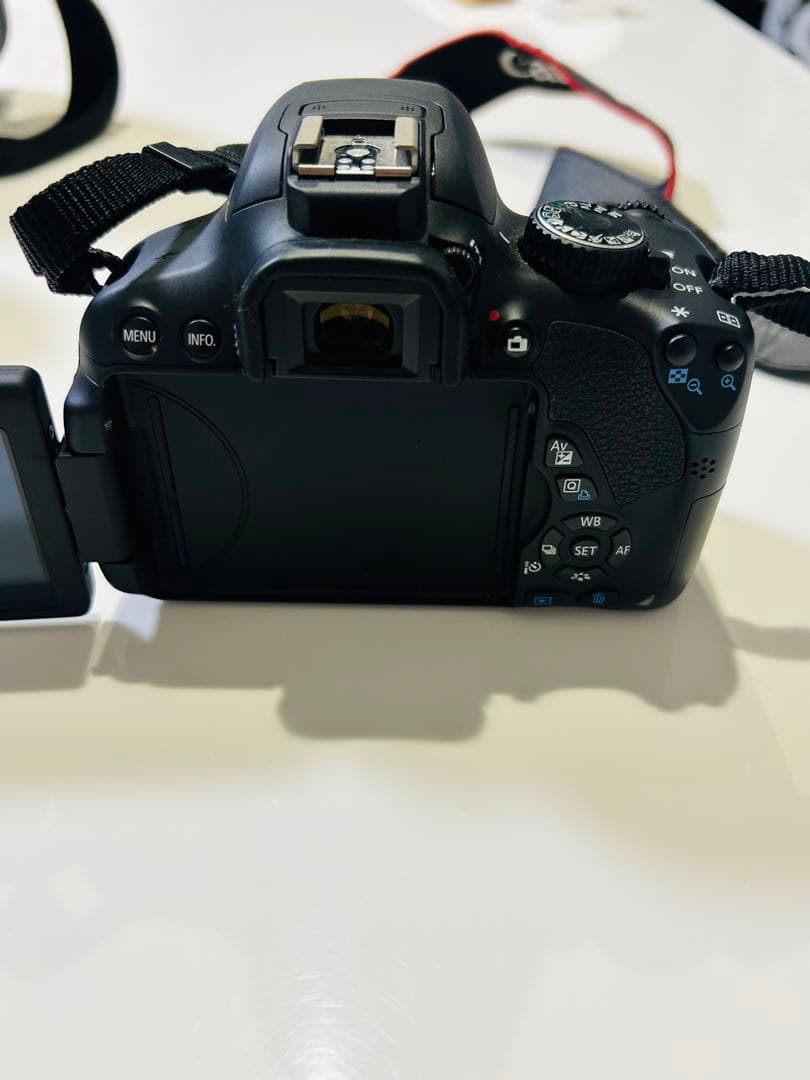 Canon EOS kiss X6i デジタル一眼レフ