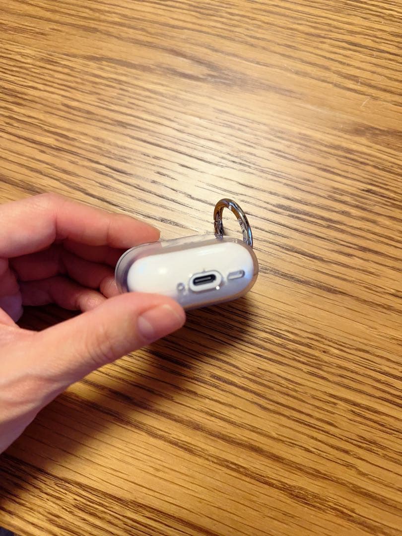 純正品　Apple AirPods 4 ifaceケース付