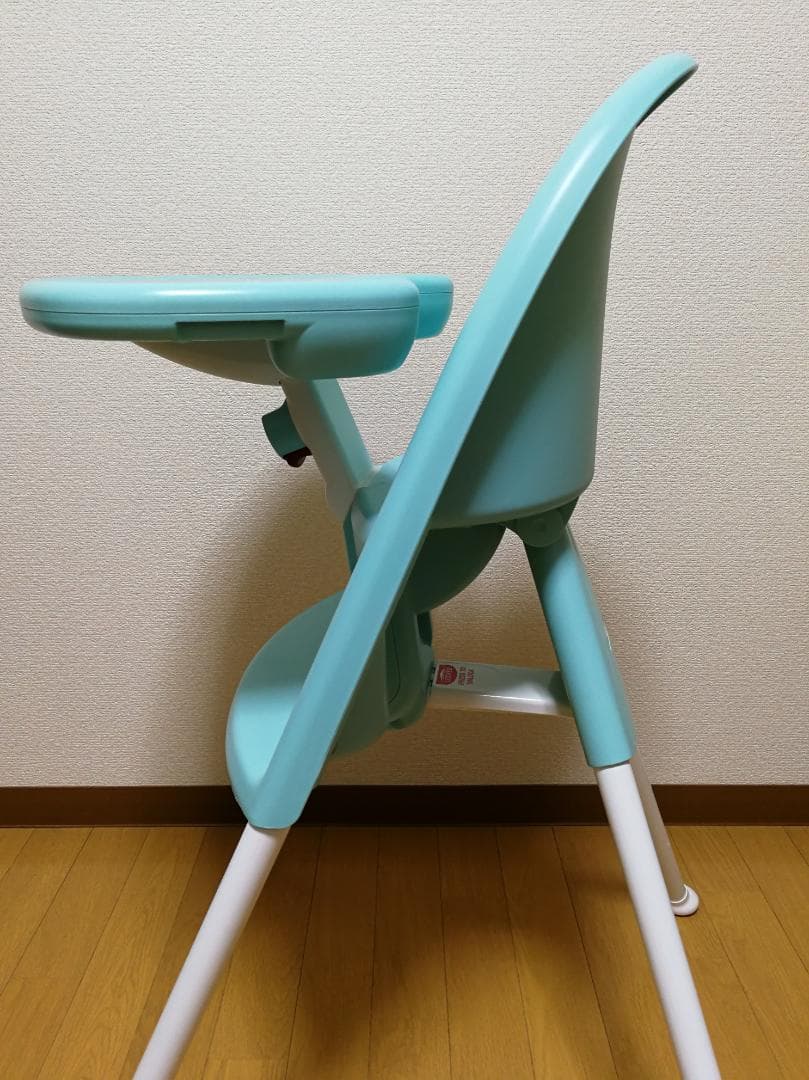 ベビービョルン　ハイチェア（ライトグリーン）