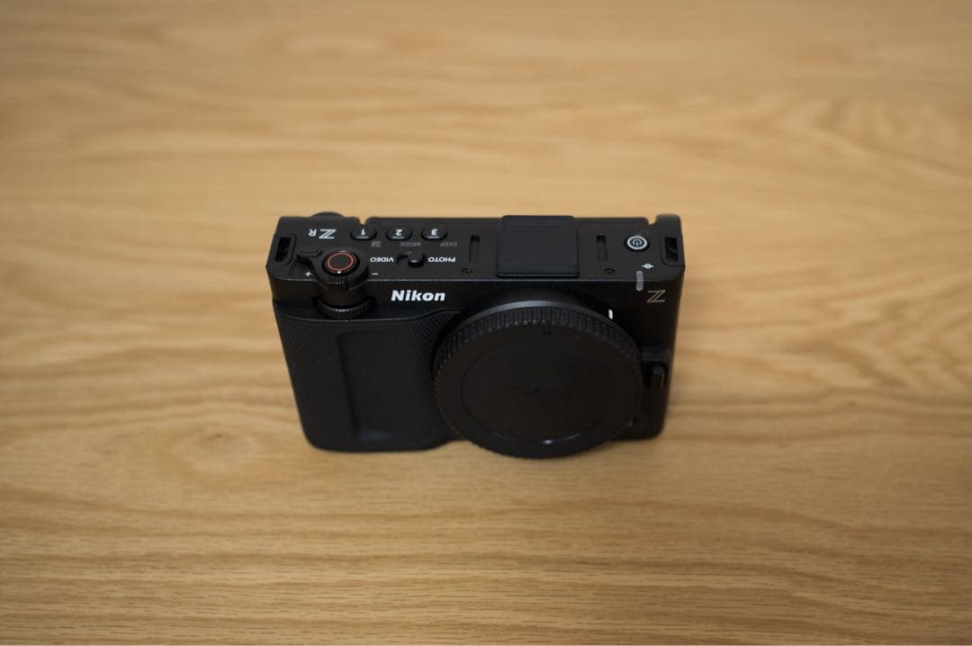 デジタルカメラ Nikon ZR