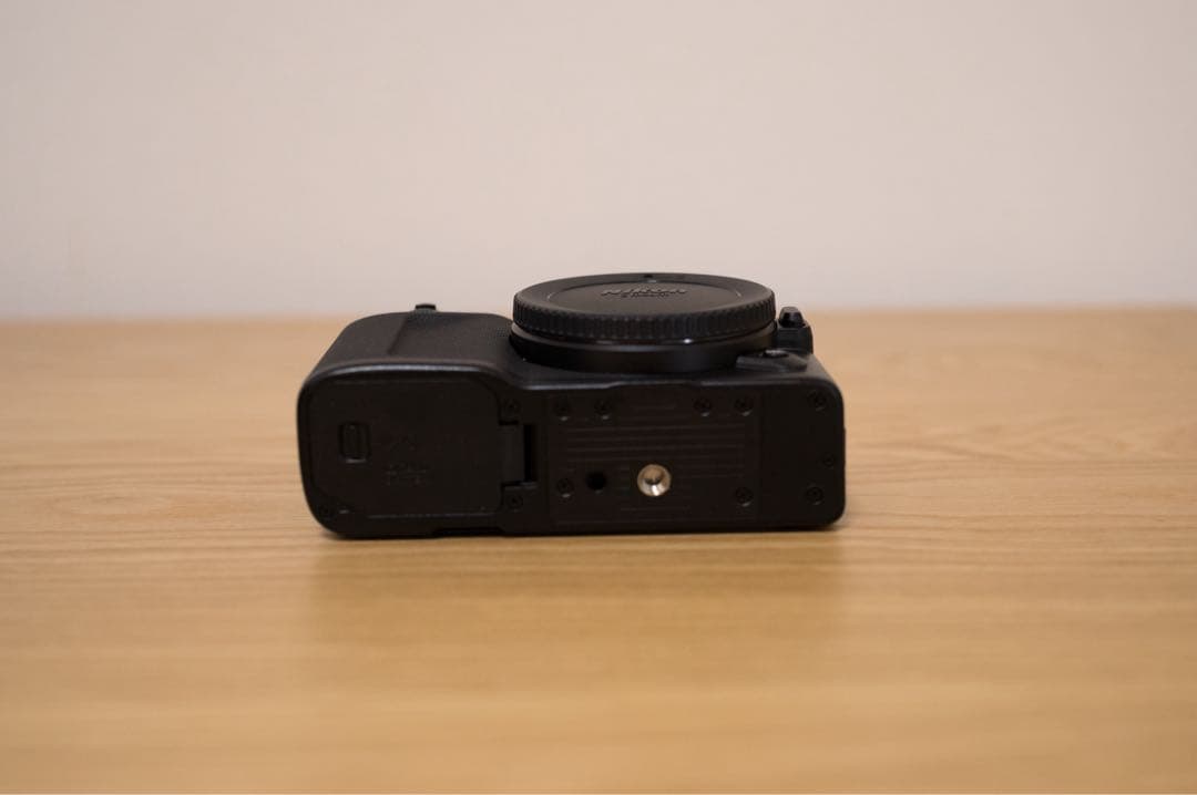 デジタルカメラ Nikon ZR