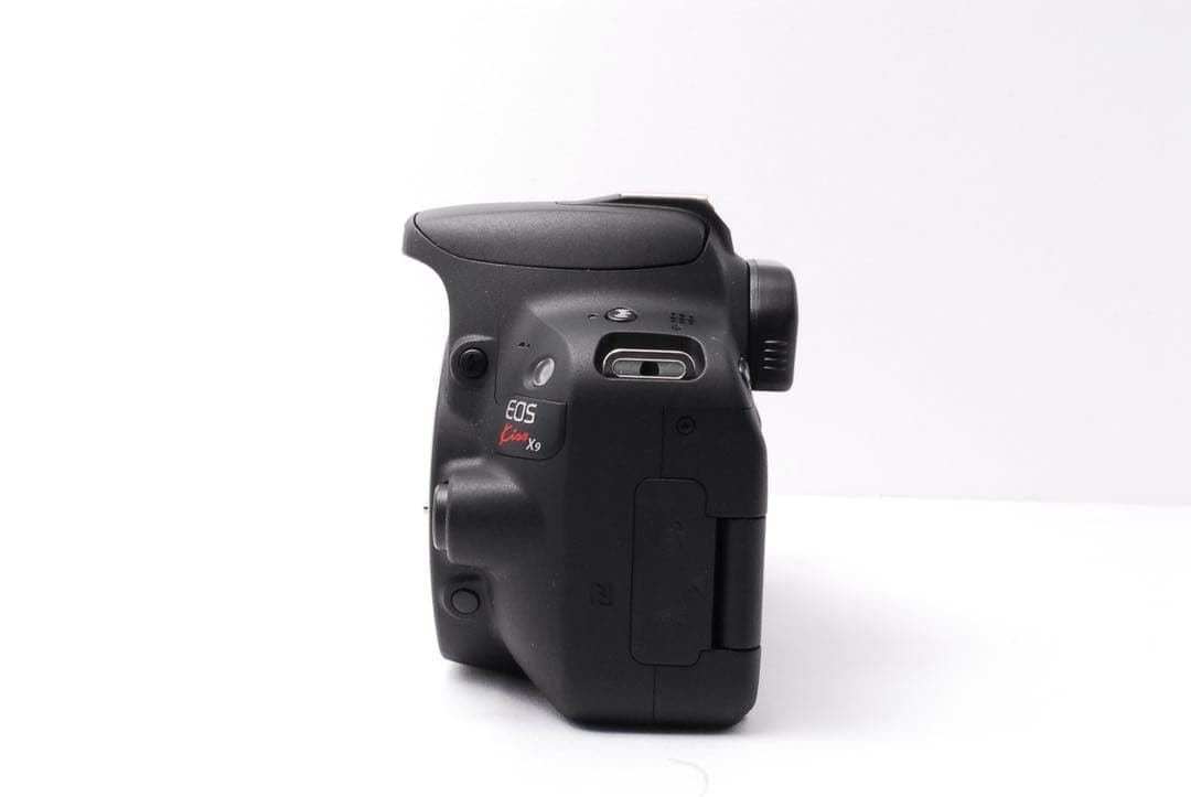 ショット数新品級❤️Canon kiss X9❤️Wi-Fi搭載✨一眼レフカメラ