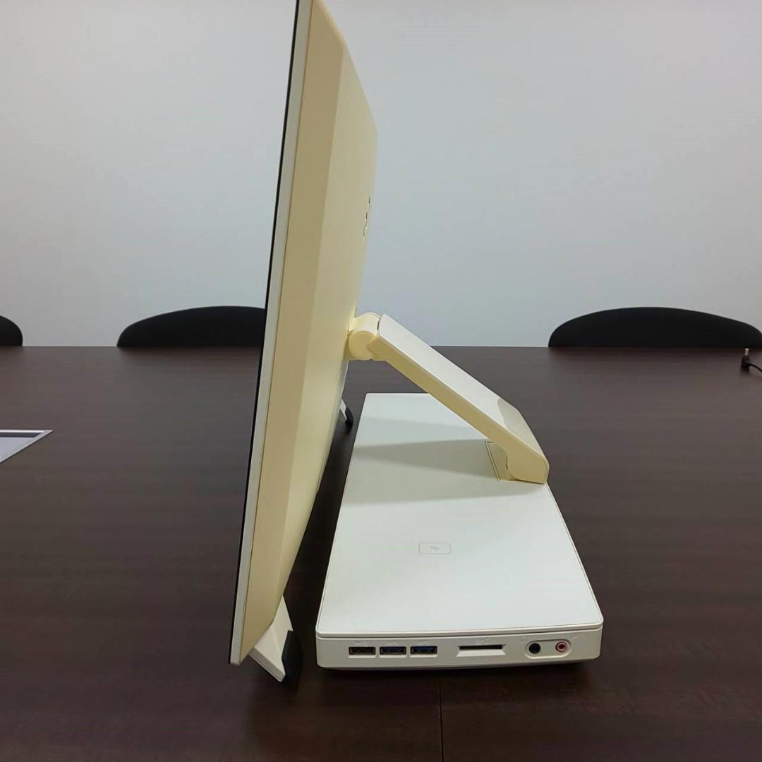 <送料無料>富士通 ESPRIMO WH77/M i7/8GB/Office有