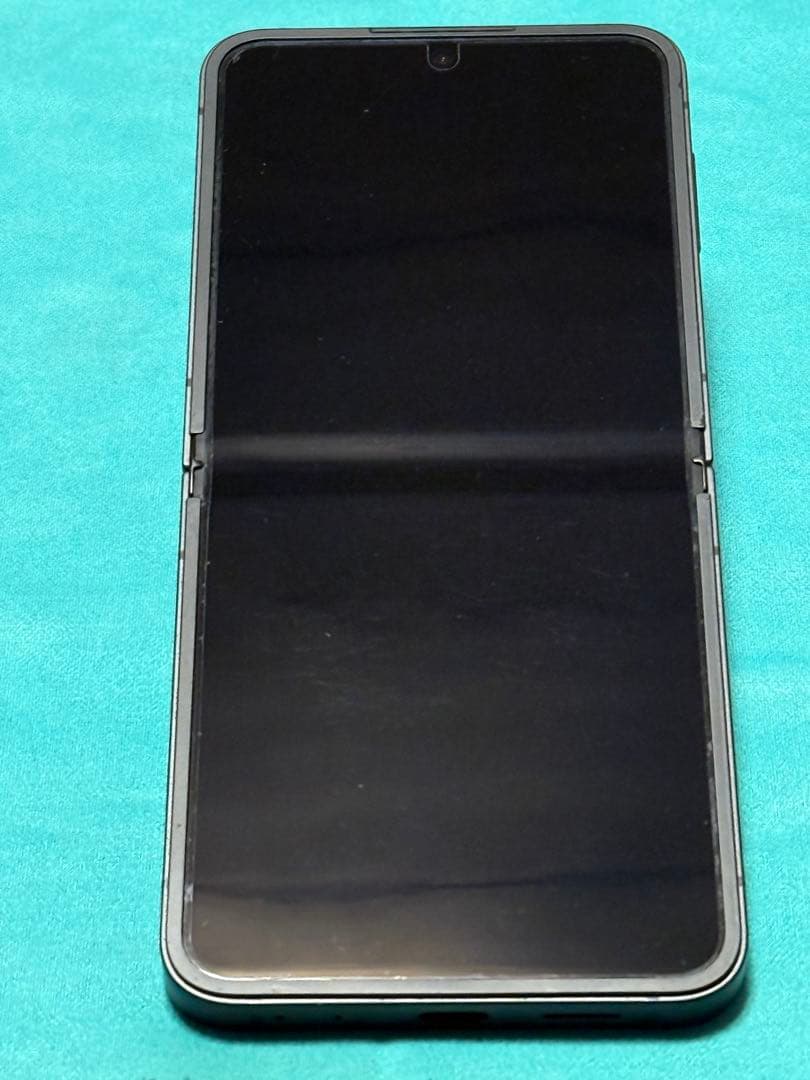 Galaxy Z flip 6 国内版256GB クラフテッドブラック限定カラー