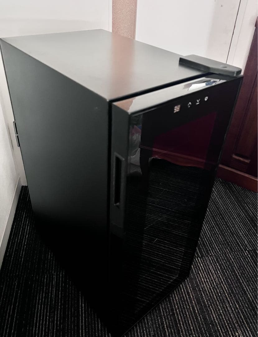 超美品WINE CELLARルフィエール ワインセラー LW-S12 12本収納