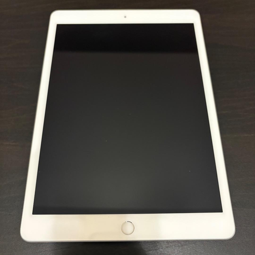 iPad（第7世代）、SmartKeyboard、Apple Pencil