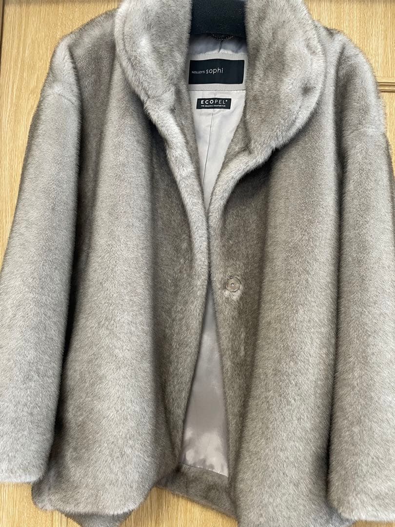 25AW NOLLEY'S sophiフェイクファーショートCT グレーベージュ