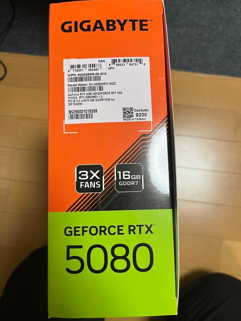 グラフィックボード・グラボ・ビデオカード GIGABYTE GEFORCE RTX 5080 16GB