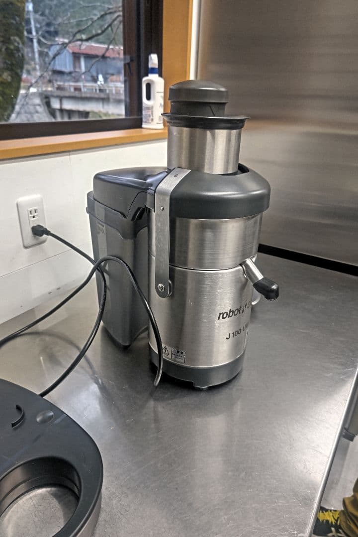 robot ジューサー J100 シルバー/ブラック