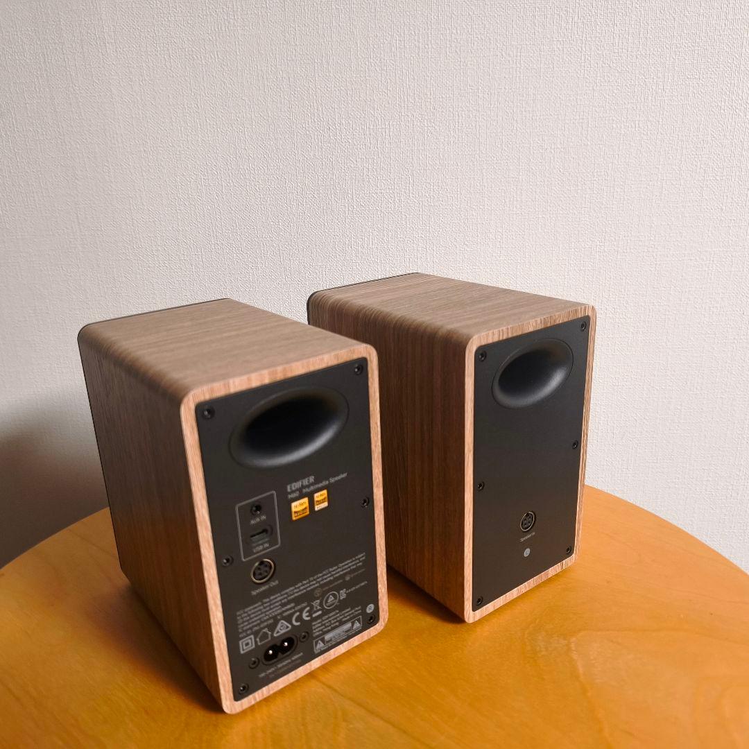 Edifier M60 マルチメディアスピーカー 66W スタンド付 ブラウン