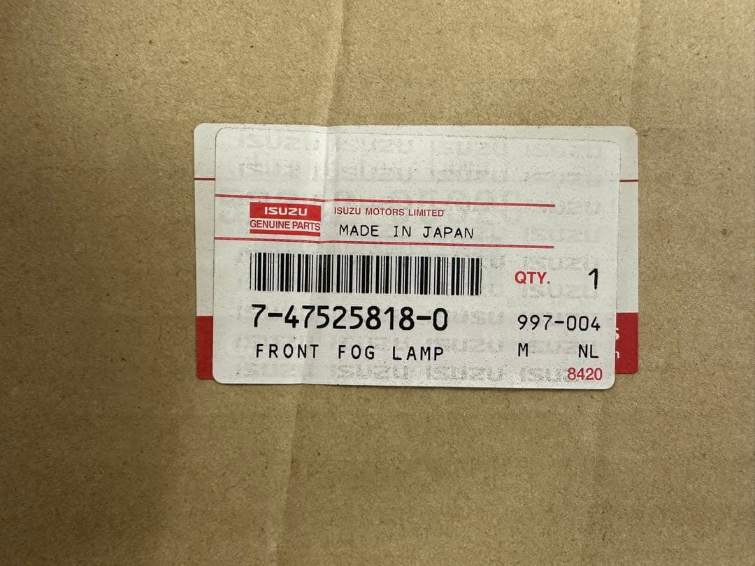 いすゞ ギガ 純正 フォグランプ 左　KOITO